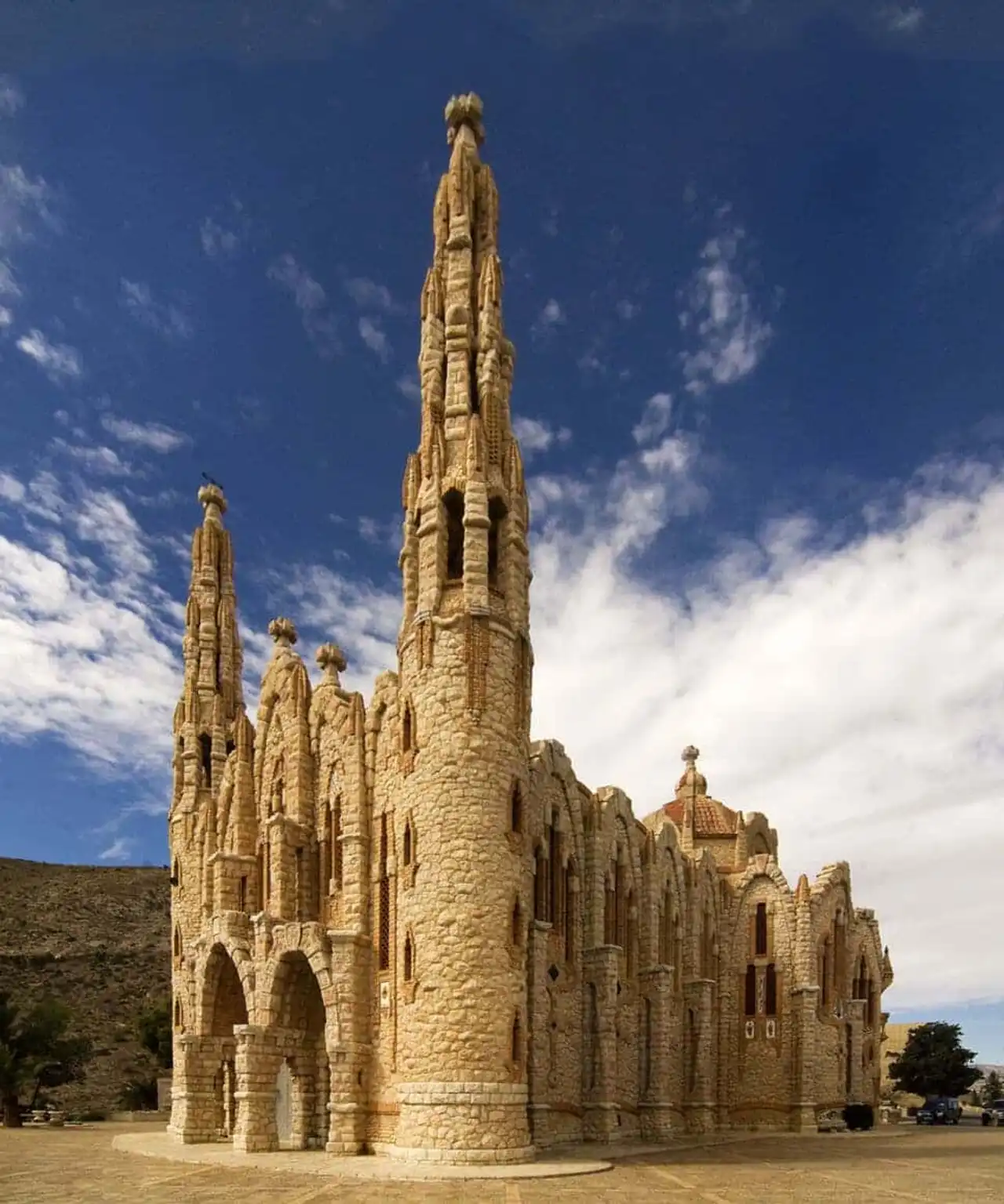 Most spectacular places of worship and religious sites in the world