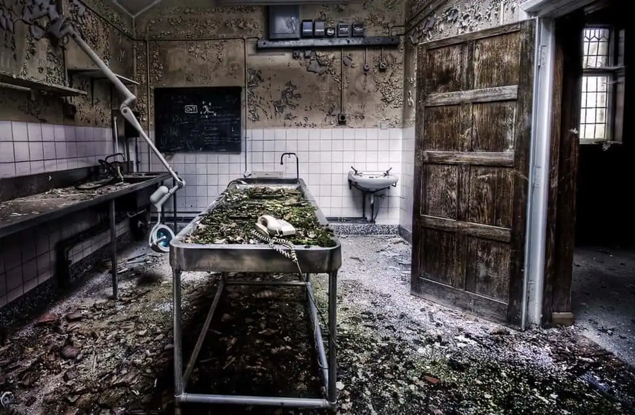 Strange and terrifying places in the world