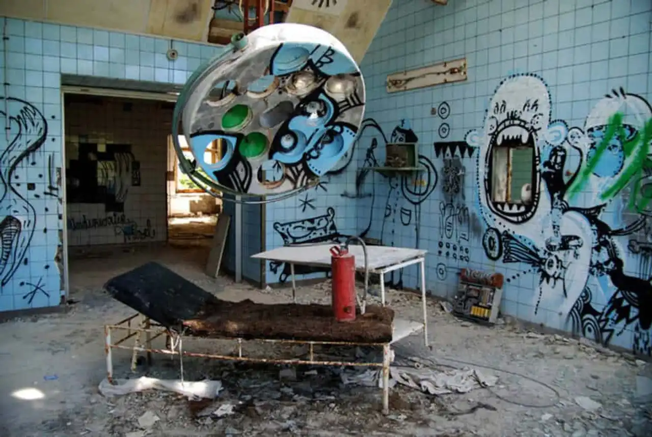 Strange and terrifying places in the world