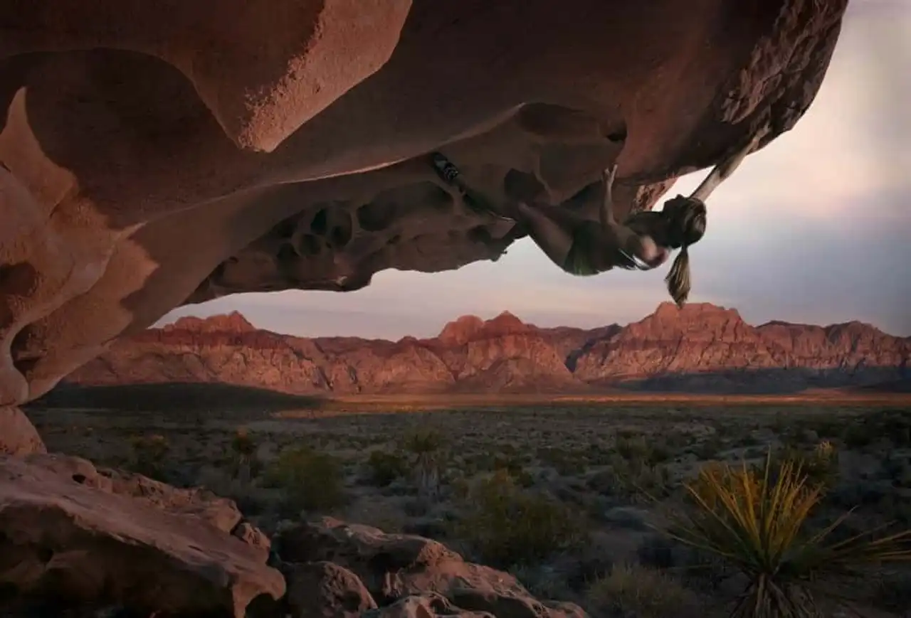 photos of impressive climbing spots