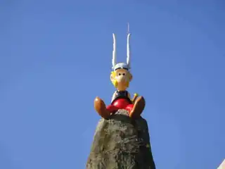 Where to sleep around the Asterix Park?